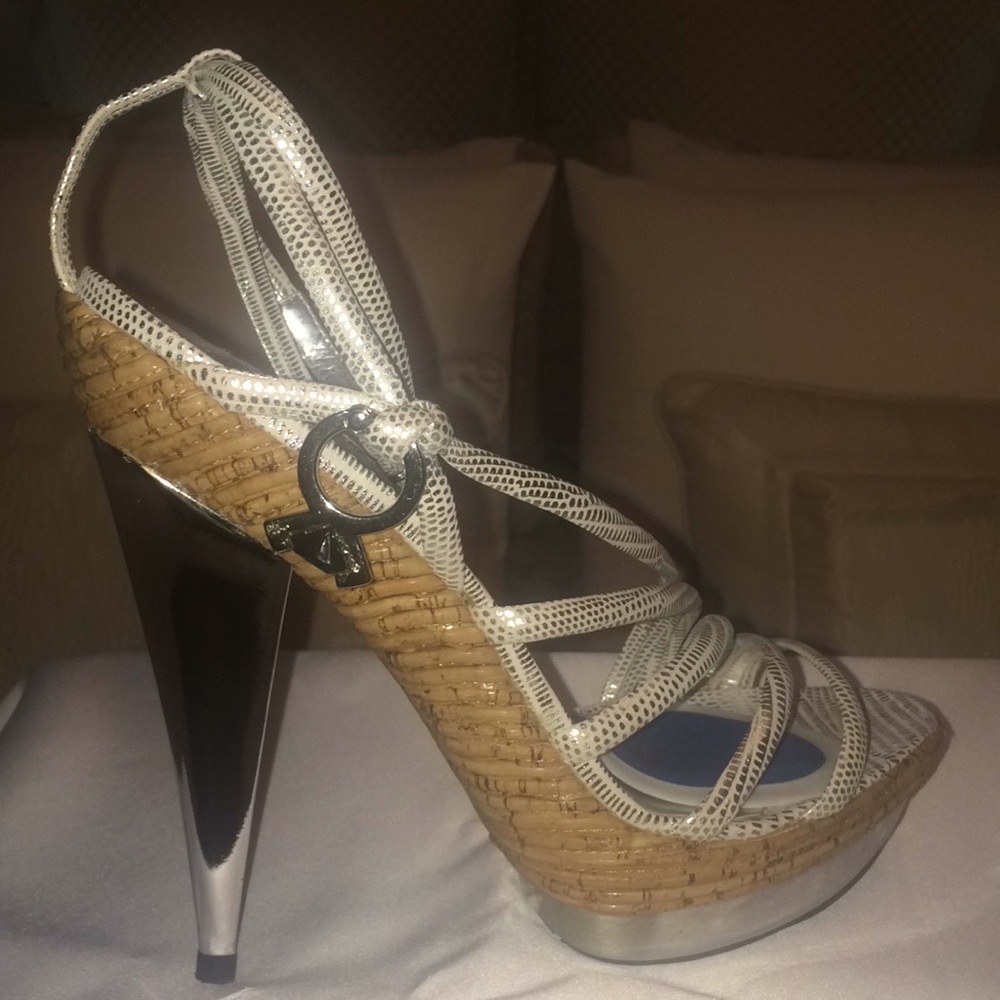 Report Signature Cone Heel Platinum/Silver Sandals